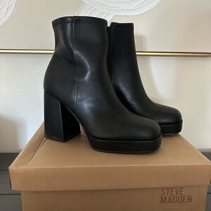 Black Steve Madden boots
